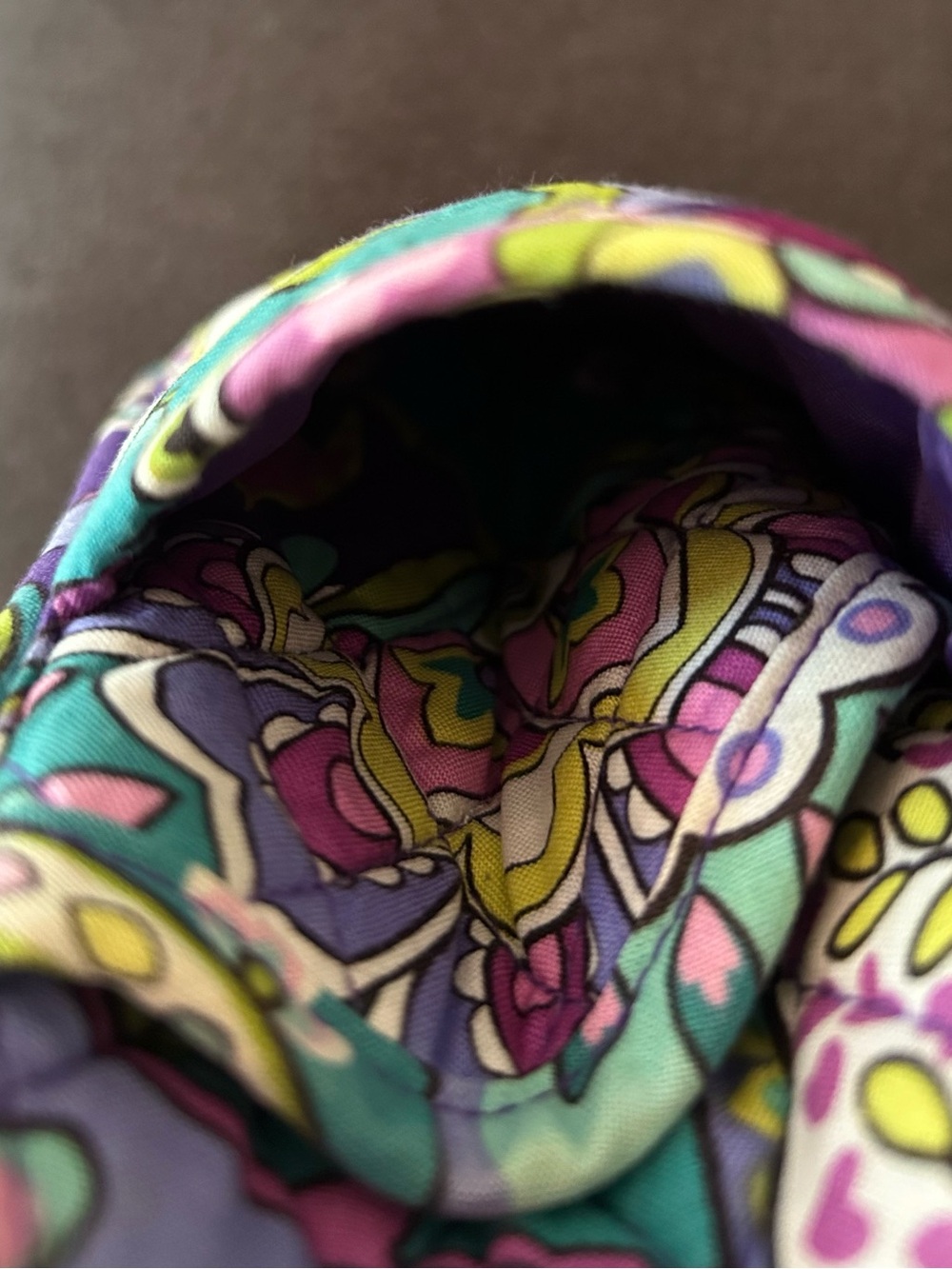 Vera Bradley Quilted Double Eye Case in Retired Heather Pattern - Picture 5 of 13
